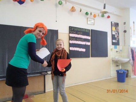 A vysvedčenie dostali žiaci...